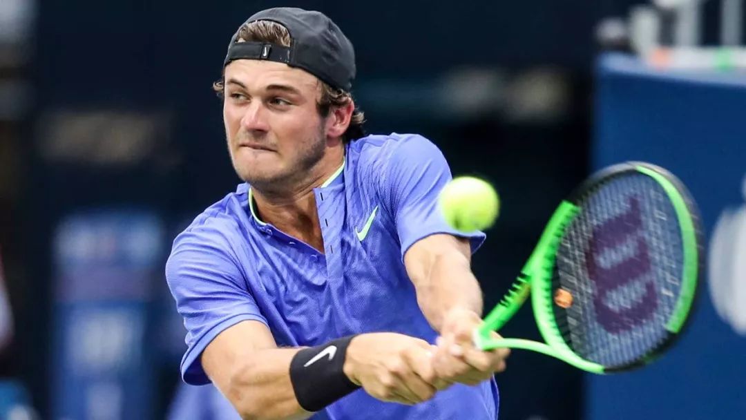 卢在接手骑 卢在接手骑