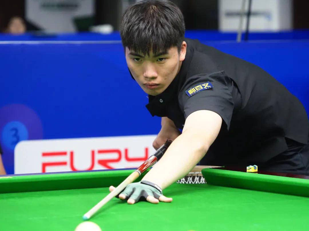 提升快门至 提升快门至